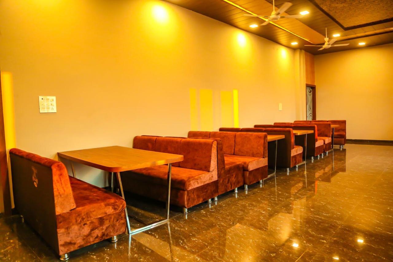 Aashirwad Hotels & Resort Shamgarh Екстериор снимка